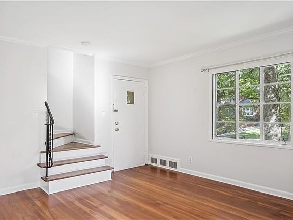 5th image of 1321 Stillwood Dr