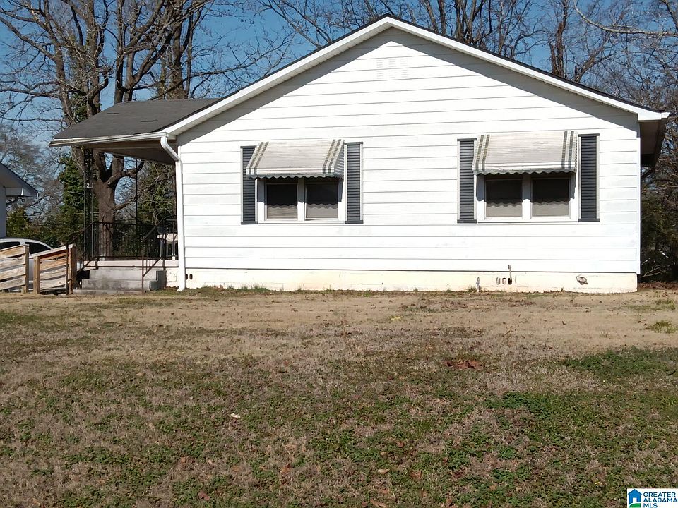 1st image of 423 11th St S