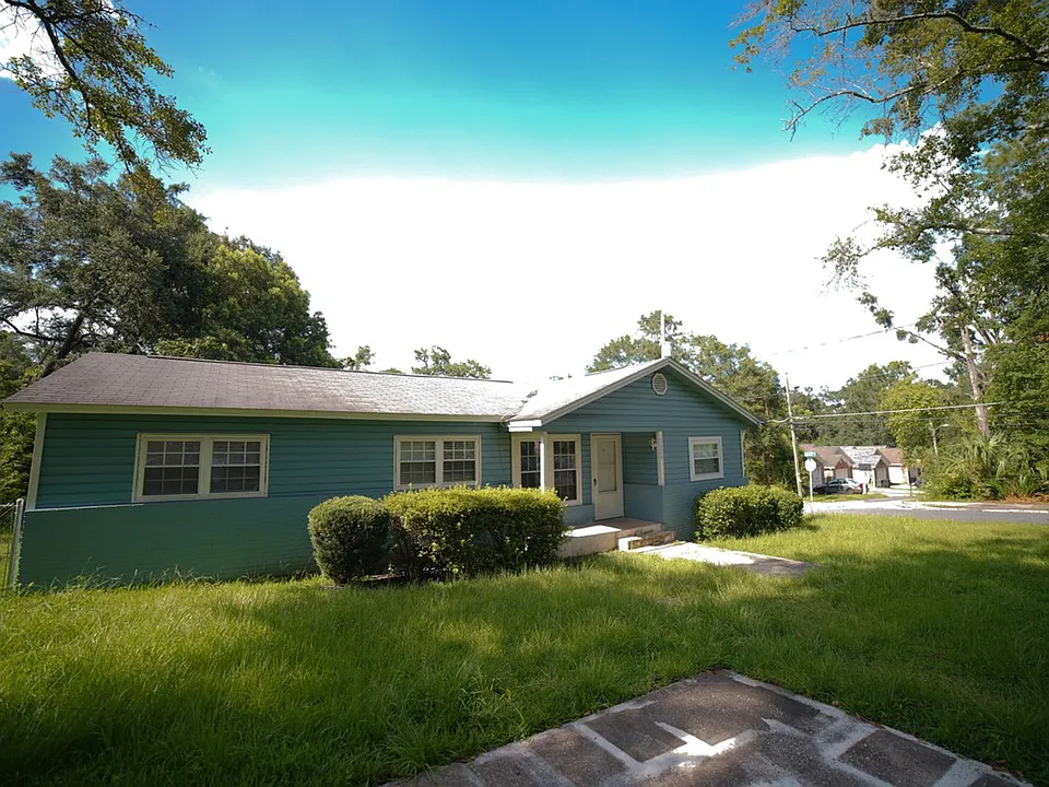 3424 Orlando Dr
