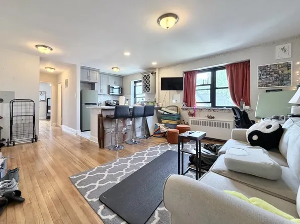 165 Vroom Street image 1 of 19