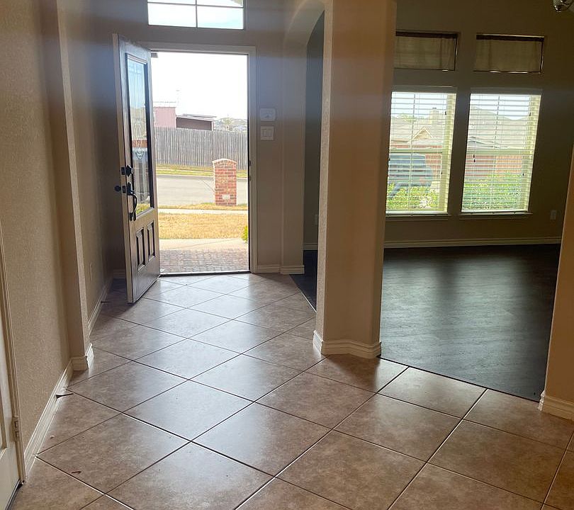 1st image of 1617 Etta Dr