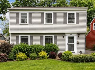 105 Brown Rd, Scarsdale, NY 10583