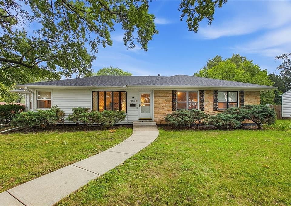 1st image of 10915 Elmwood Dr