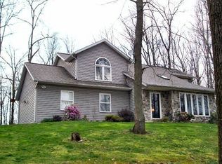 28 Woodlawn Dr, Schuylkill Haven, PA 17972