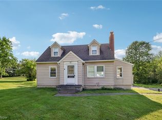 9206 Woodworth Rd, North Lima, OH 44452