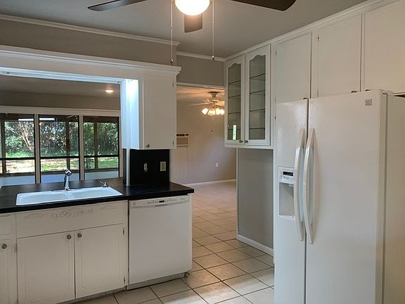 3rd image of 1602 Northwood Dr