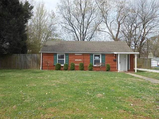 313 Polster Dr photo 1