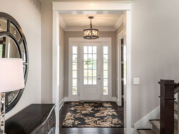 4th image of 1662 Kearney Way