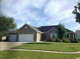 3206 SE 28th Ter, Topeka, KS 66605