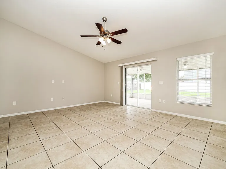 2937 Coach Lamp Rd — Photo 4