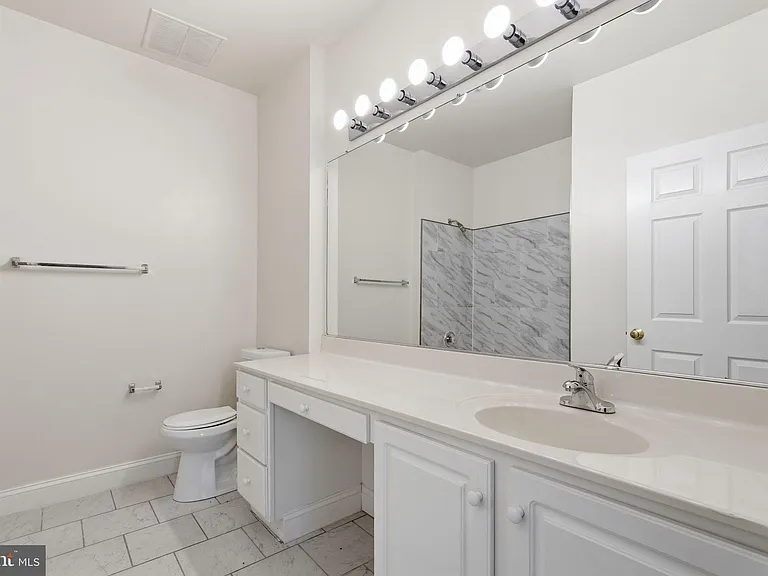 6495 Tayack Pl #204 — Photo 19