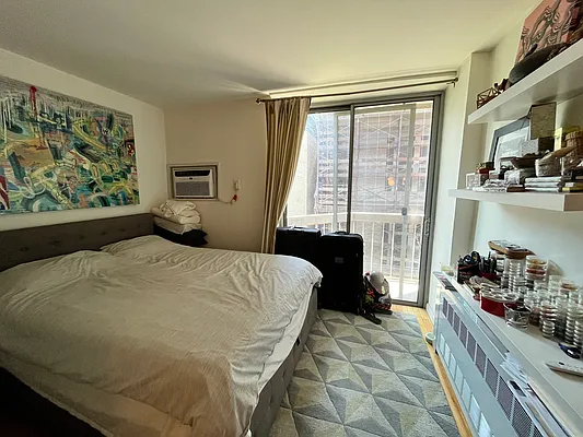 Rented by Compass | media 11