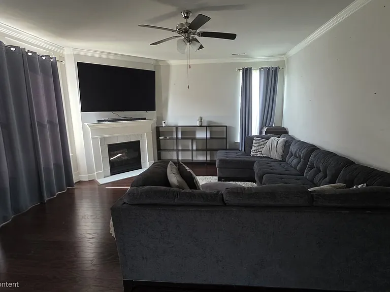 7943 Gristmill Dr — Photo 3