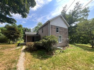 4 Mountain View Ln, Great Meadows, NJ 07838