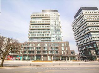 128 Fairview Mall Dr #809, Toronto, ON M2J 0E8