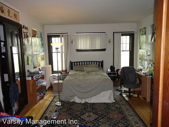 2nd image of 1039 Baldwin Ave