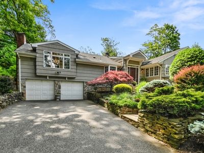 18 Hamilton Dr East, Caldwell, NJ, 07006