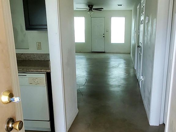3rd image of 131 Robinhood Dr #2