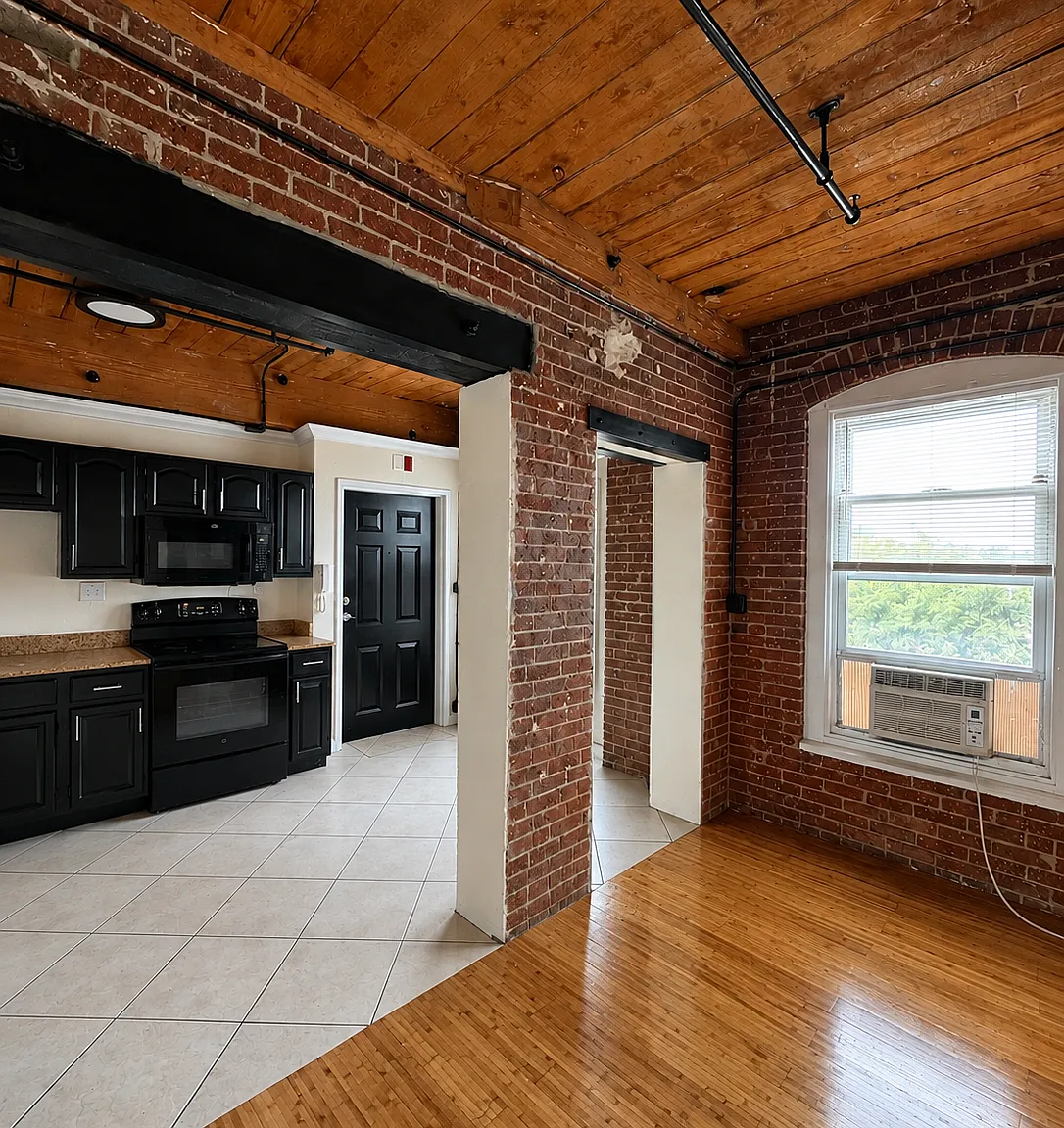 3 bed, $2,800 — Photo 2