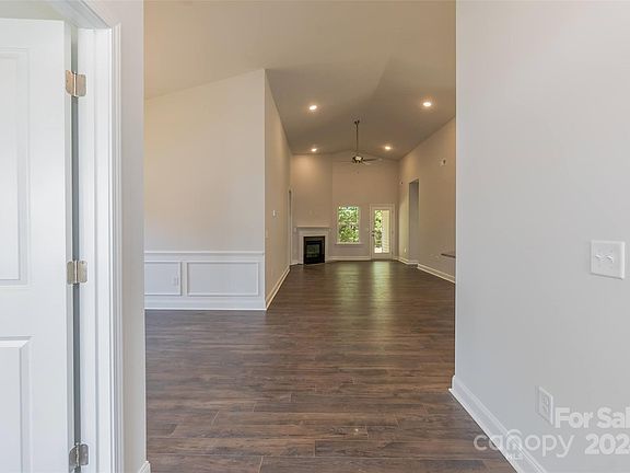3rd image of 185 Mountain Island Dr #53