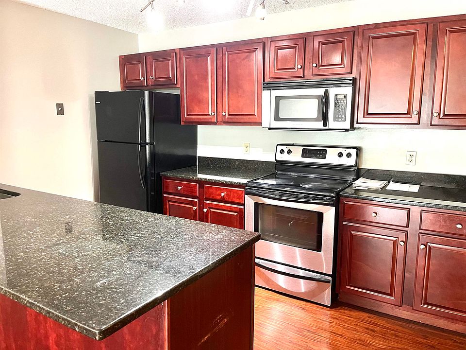 1st image of 120 Fisherville Rd #133