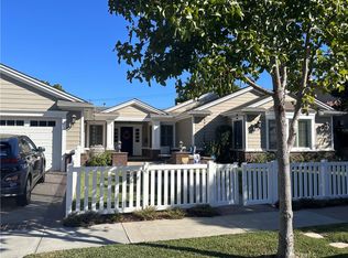 11722 Norgrove Ln, Los Alamitos, CA 90720