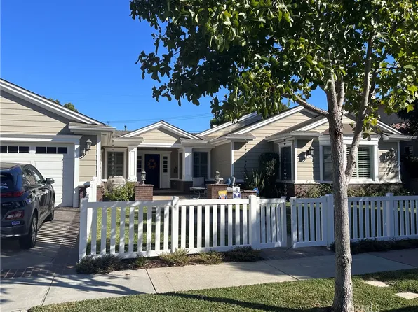 11722 Norgrove Ln, Los Alamitos, CA 90720