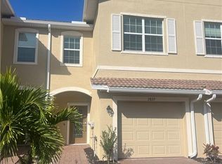 2827 Blossom Way, Naples, FL 34120