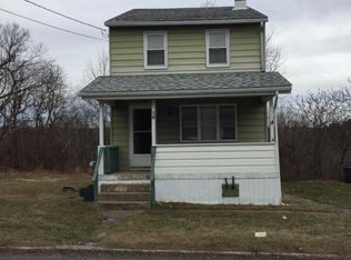 39 E Main St, Junedale, PA 18230