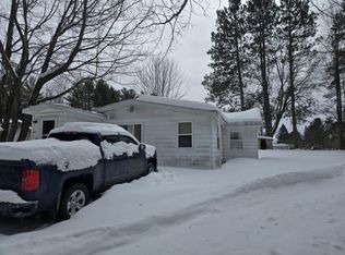 12095 Doty St, Atlanta, MI 49709