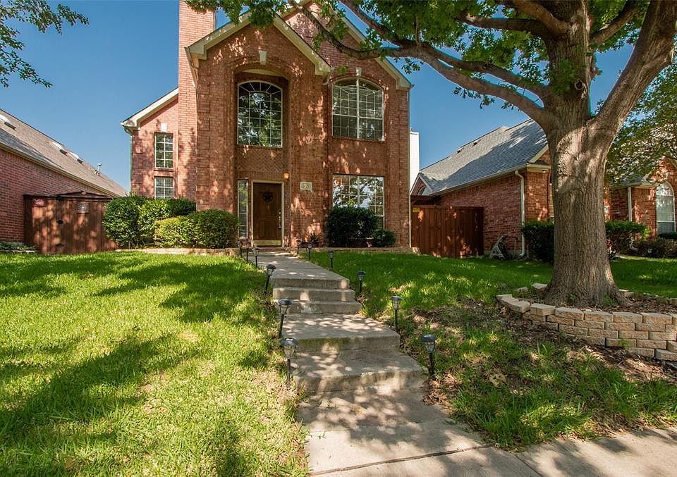 1st image of 8429 Gateway Dr