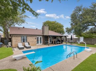 6512 Highview Ter, Watauga, TX 76148