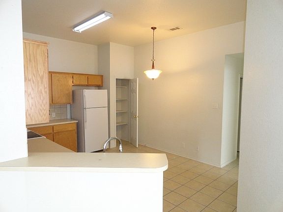 5th image of 311 Jeff Gordon Dr #69148132B