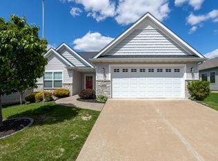 2446 Pheasant Creek Cir, Davenport, IA 52807