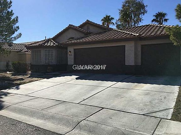 3rd image of 5035 Vista Montana Way