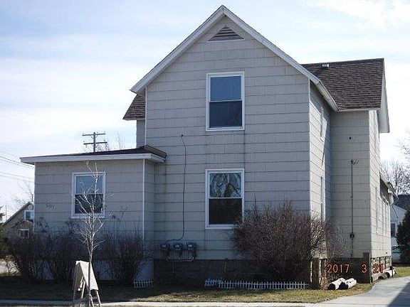 2nd image of 801 Salzburg Ave