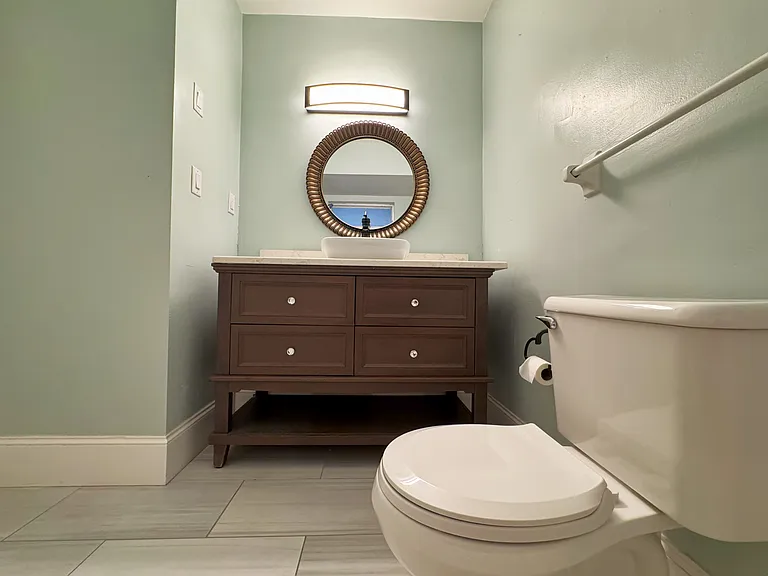 1196 Angle Rd #B — Photo 6
