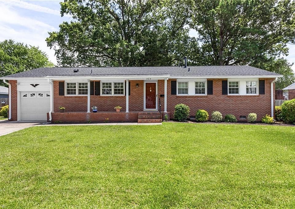 1st image of 304 Ramapo Rd