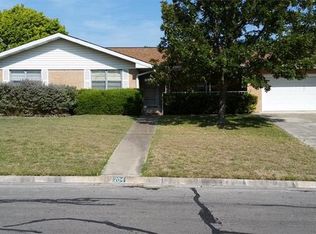 204 Timber Ln, Kerrville, TX 78028