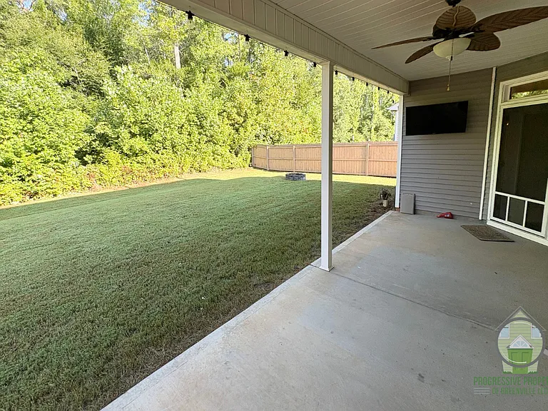 400 Ansel Woods Ln — Photo 13
