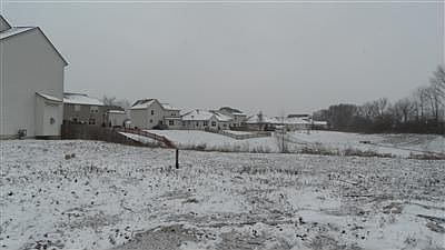 2nd image of 606 White Clover Ct