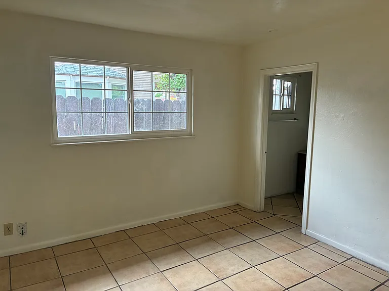 2873 Del Paso Blvd #B — Photo 3