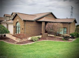 49122 Fairway Dr, East Liverpool, OH 43920