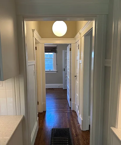 220 Throckmorton Ave — Photo 23