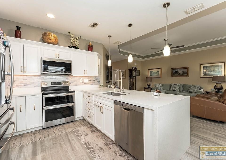 1st image of 26 Torrey Pines Rd