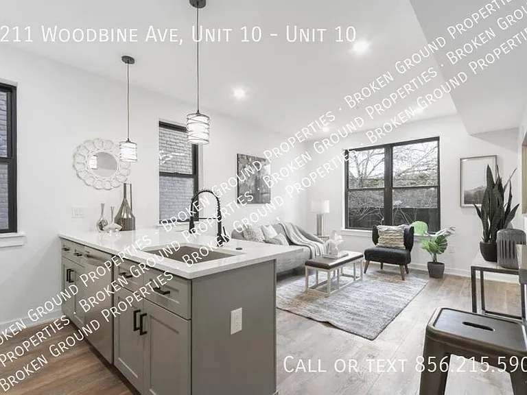 6211 Woodbine Ave #10 — Photo 8