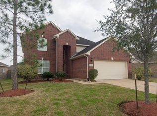 5301 Summer Spring Ln, Rosharon, TX 77583