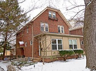 324 Leroi Rd, Pittsburgh, PA 15208