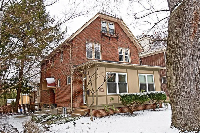 324 Leroi Rd photo 1