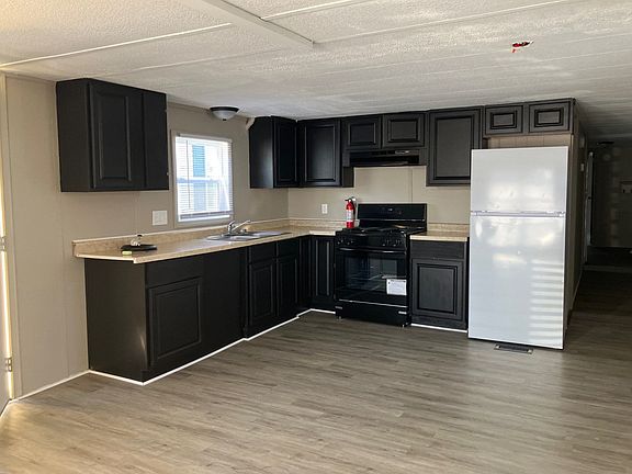 2nd image of 927 Miller Street Site #7
